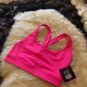 Victoria’s Secret VSX sports bra NWT